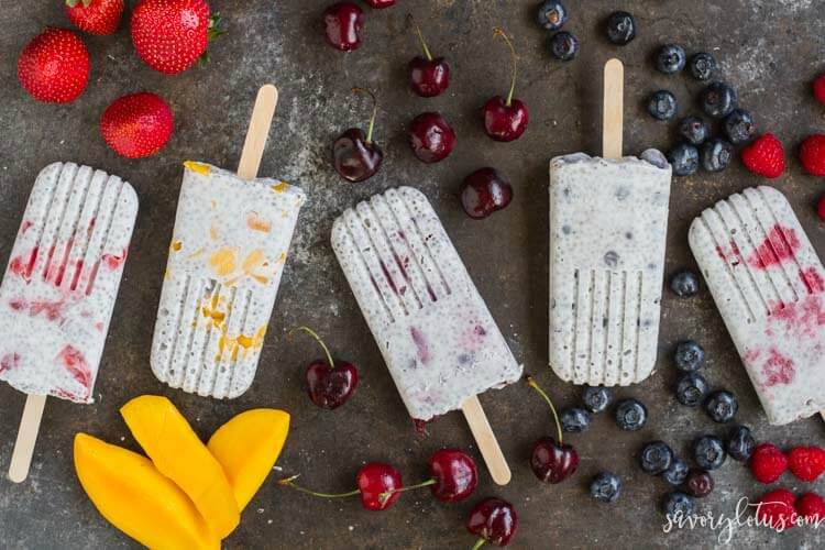 Chia Pudding Popsicles (dairy free) | www.savorylotus.com