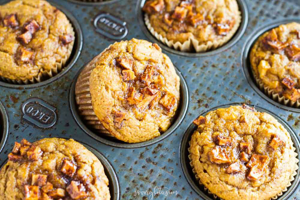 Pumpkin Apple Muffins (gluten free and paleo) | www.savorylotus.com