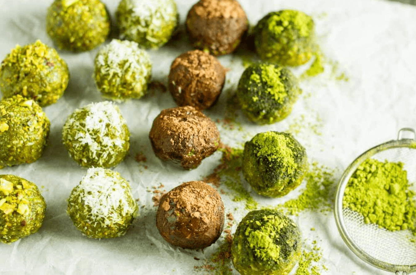 20 Healthy Edible Gift Ideas | no bake matcha energy balls